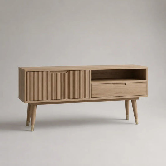 Meuble TV bas rectangulaire en MDF plaqué chêne avec porte rainurée, tiroir et niche ouverte, chêne naturel/laiton, 120 × 40 × 70 cm